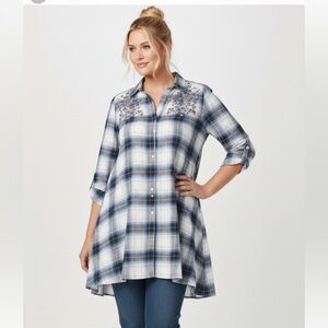 Vintage America Blue and White Plaid Shirt